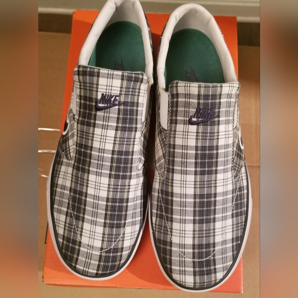 Men's Nike Capri Shoes